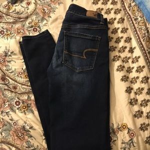High waisted American eagle skinny jeans